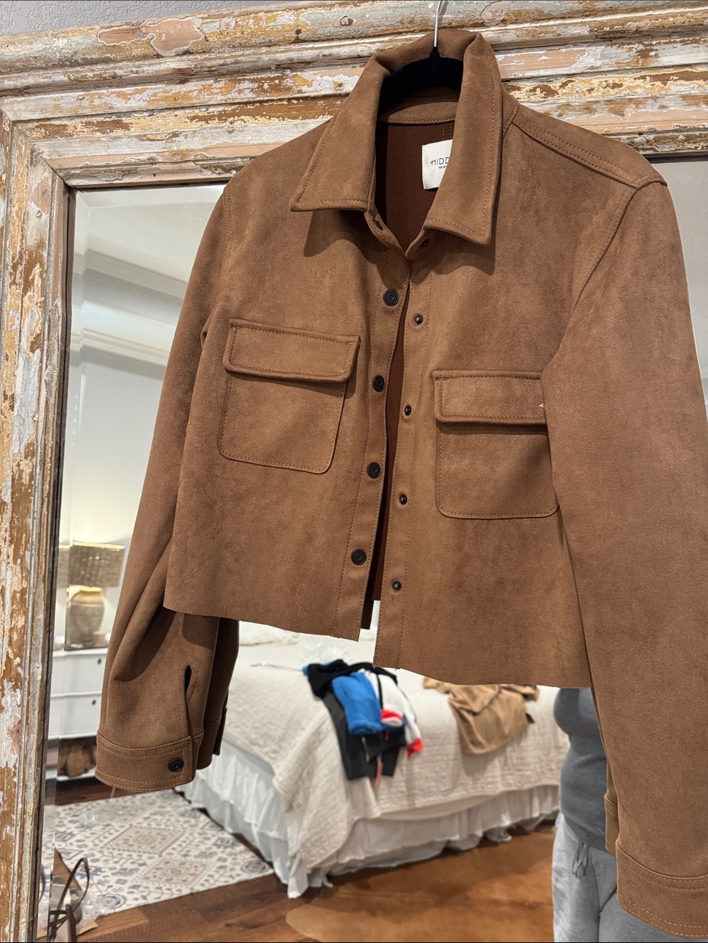 Hidden cropped suede jacket